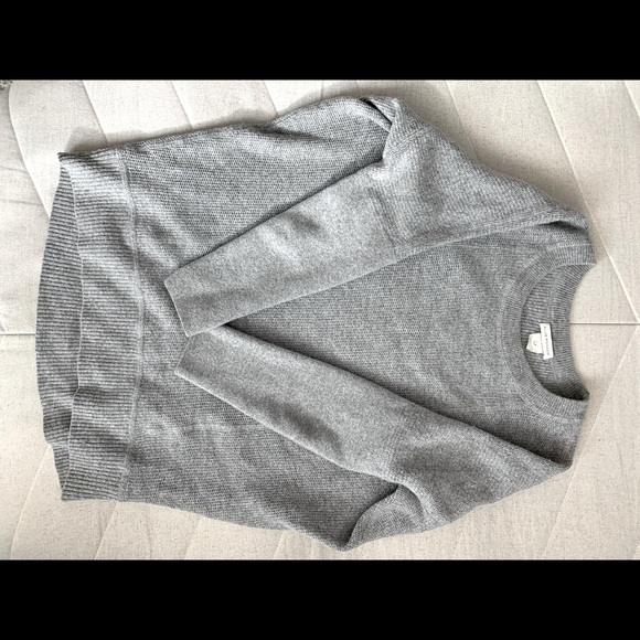 Club Monaco knit sweater - Picture 3 of 5